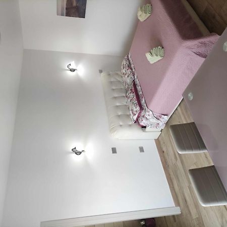 Villa Bianca Bb E Apartments Àrbatax Exteriér fotografie