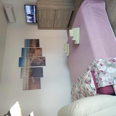 Villa Bianca Bb E Apartments Àrbatax Exteriér fotografie