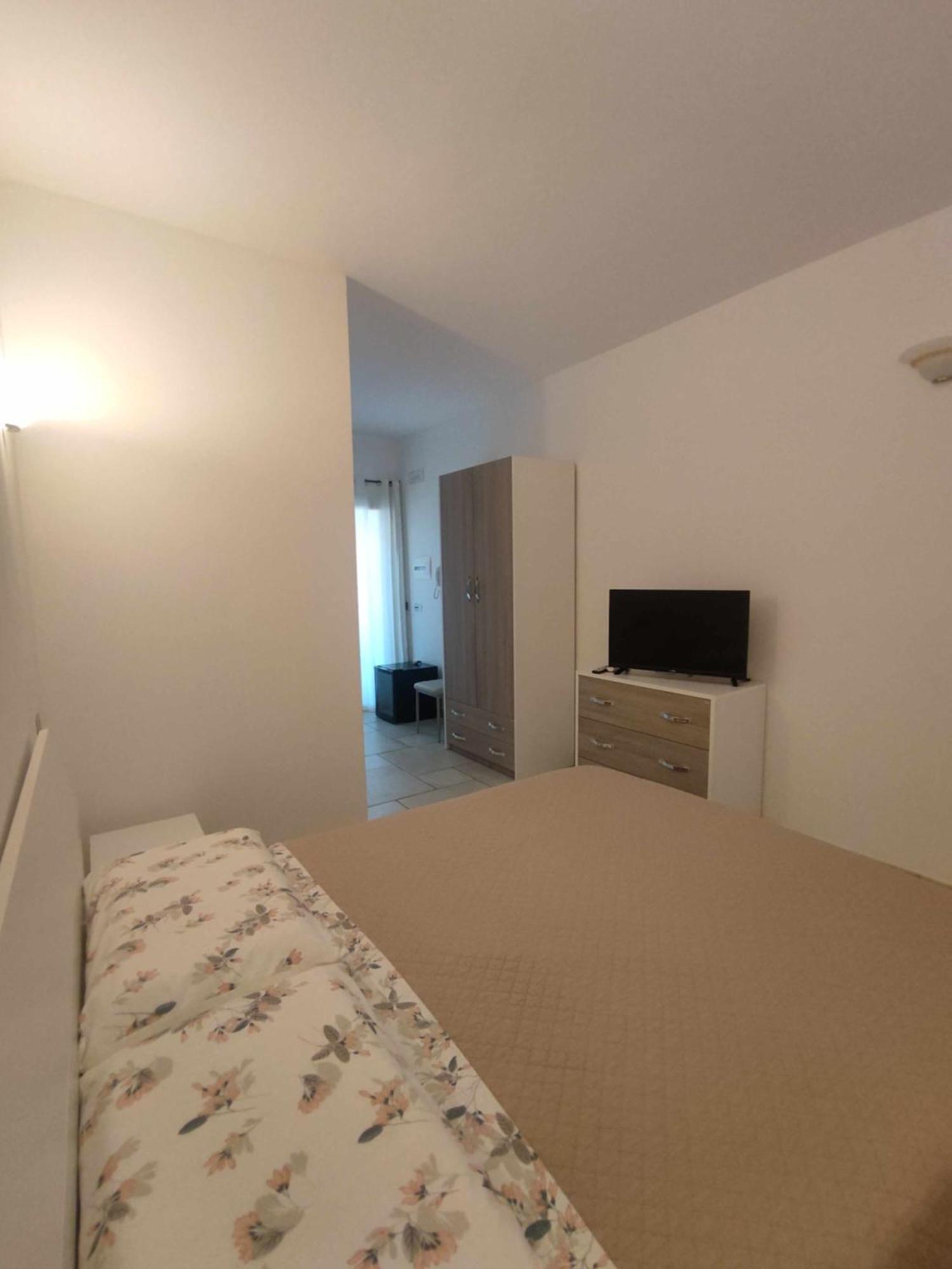 Villa Bianca Bb E Apartments Àrbatax Exteriér fotografie