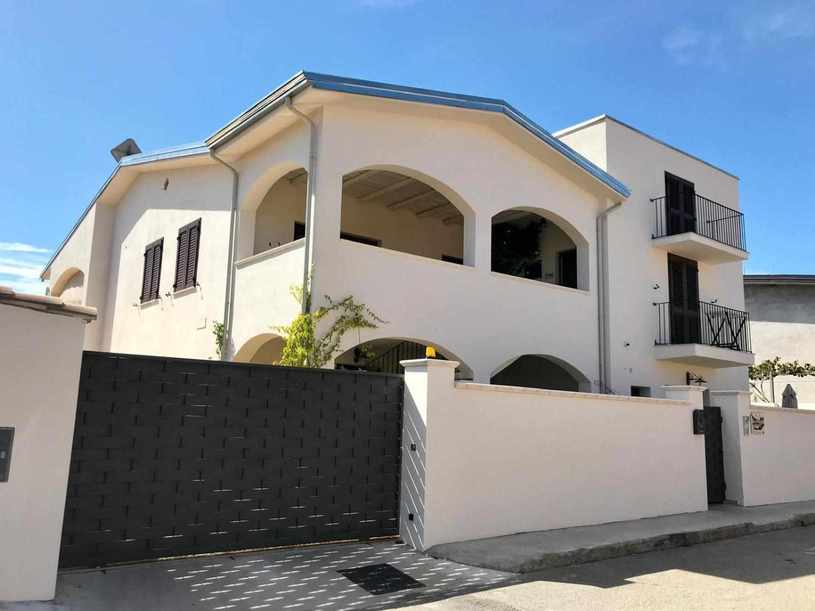 Villa Bianca Bb E Apartments Àrbatax Exteriér fotografie