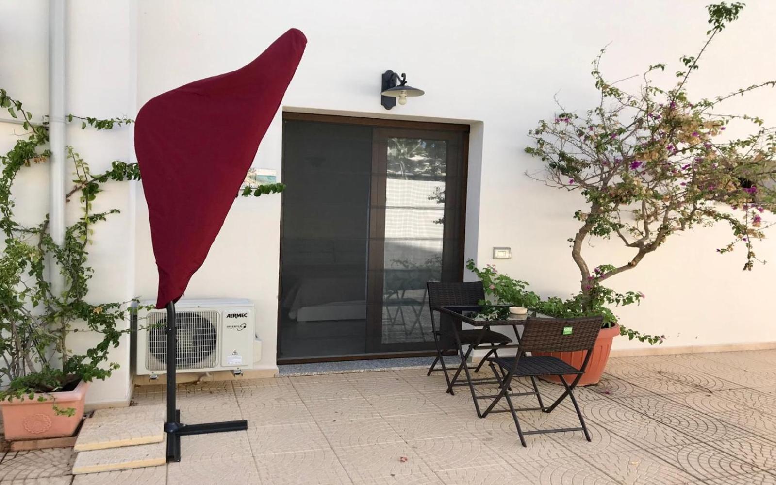 Villa Bianca Bb E Apartments Àrbatax Exteriér fotografie